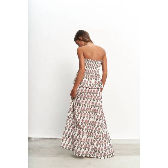 NEW PAR & ESCALA fernanda skirt in nantucket floral - Picture 2 of 3